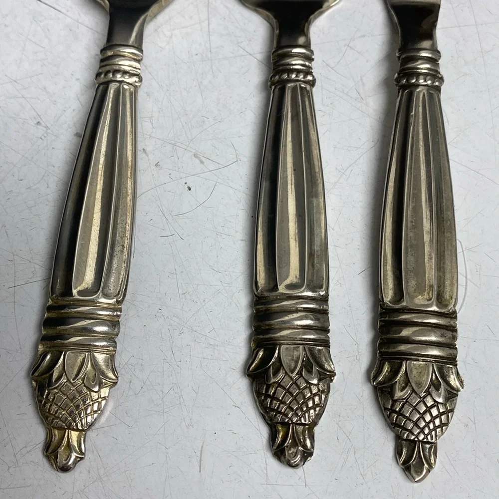 Godinger Silver Plate Set of Three Cheese Servers Knife spreaders
